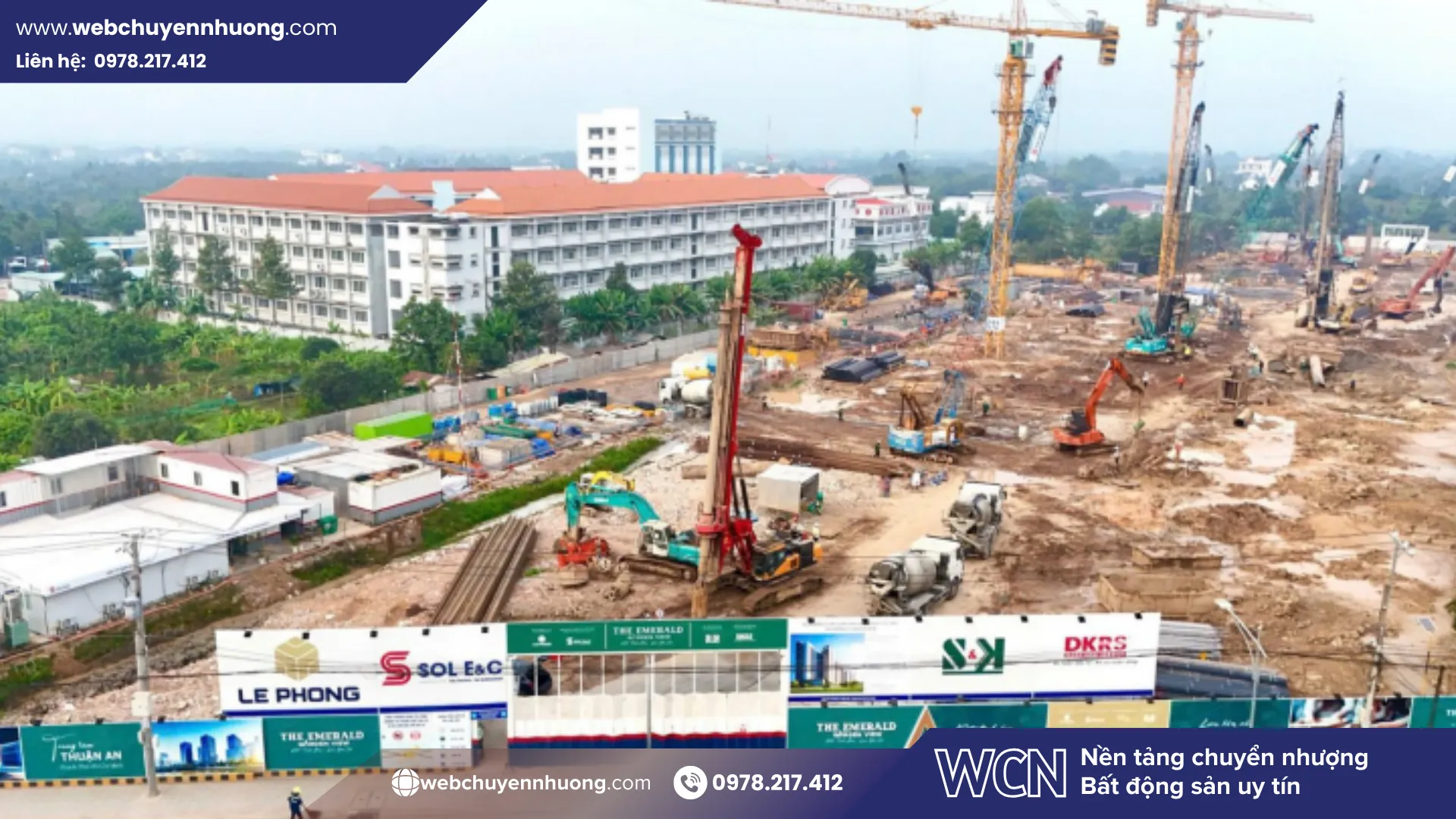 Việc tổ chức thi công đồng bộ cùng hệ thống thiết bị hiện đại đang giúp dự án duy trì nhịp độ triển khai ổn định, qua đó khẳng định tiến độ xây dựng Emerald Garden View tháng 02.2026 được thực hiện nghiêm túc, đúng tiêu chuẩn kỹ thuật và sát với kế hoạch đề ra.