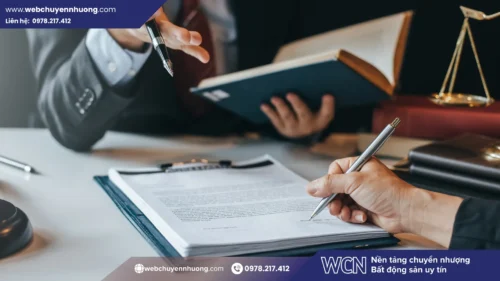 Trường hợp căn hộ chưa có sổ hồng, việc sang tên sẽ được thực hiện bằng hình thức chuyển nhượng Hợp đồng mua bán (HĐMB) giữa bên bán, bên mua và chủ đầu tư.