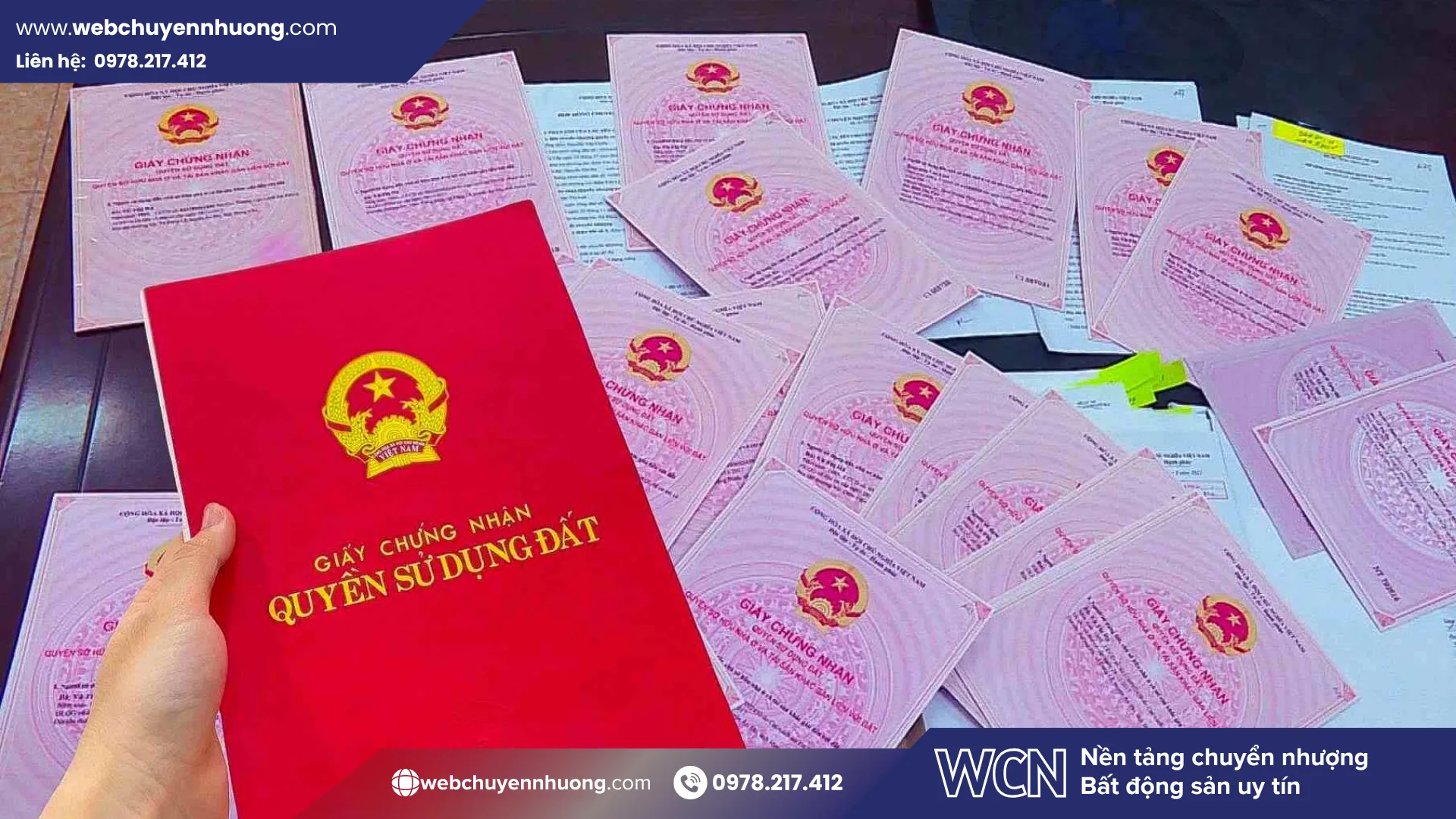 Căn hộ chưa có sổ hồng là căn đã bàn giao nhưng chưa được cấp giấy chứng nhận quyền sở hữu, nên giao dịch thường thông qua chuyển nhượng hợp đồng và tiềm ẩn rủi ro pháp lý nếu không kiểm tra kỹ.